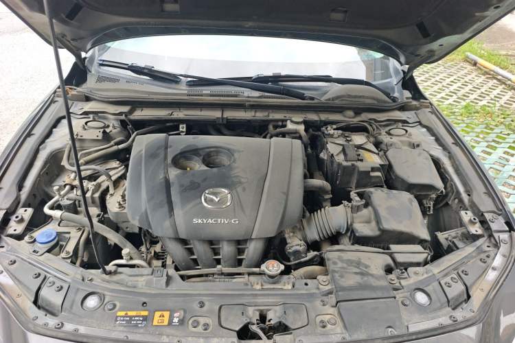 Used Mazda 3 Axela 2020 2.0L Automatic ZhiXuan Edition Engine Bay