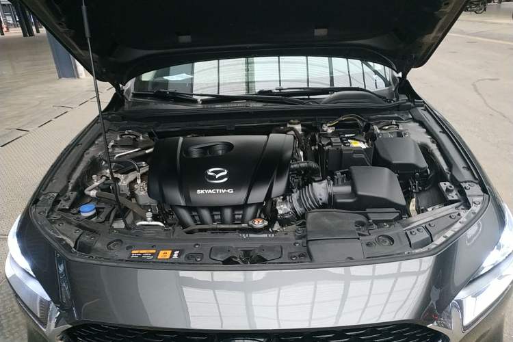 Used Mazda 3 Axela 2020 2.0L Automatic Zhiya Edition Engine Bay