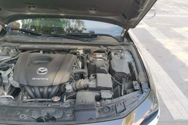 Used Mazda 3 Axela 2020 1.5L Automatic ZhiMei Edition Engine Bay Left