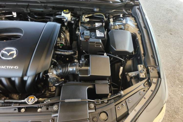 Used Mazda 3 Axela 2020 1.5L Automatic Luxury Version Engine Bay Left