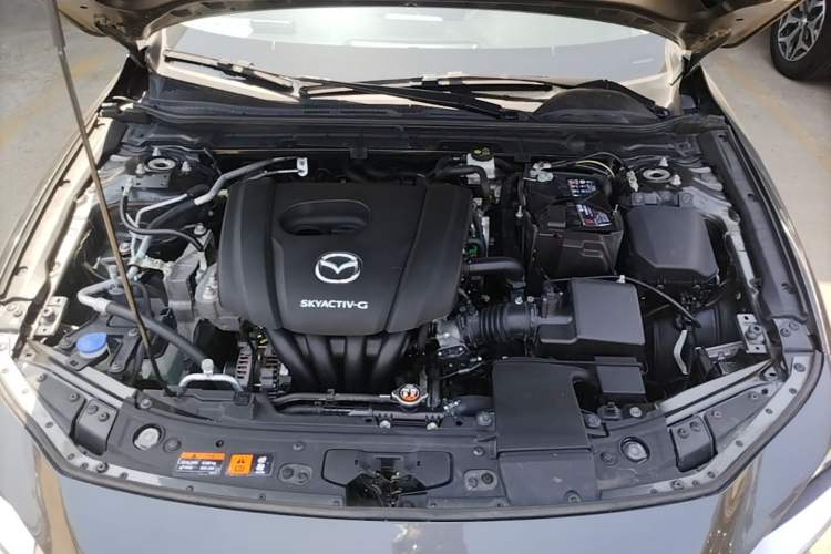 Used Mazda 3 Axela 2020 1.5L Automatic Zhiyue Sunroof Version Engine Bay