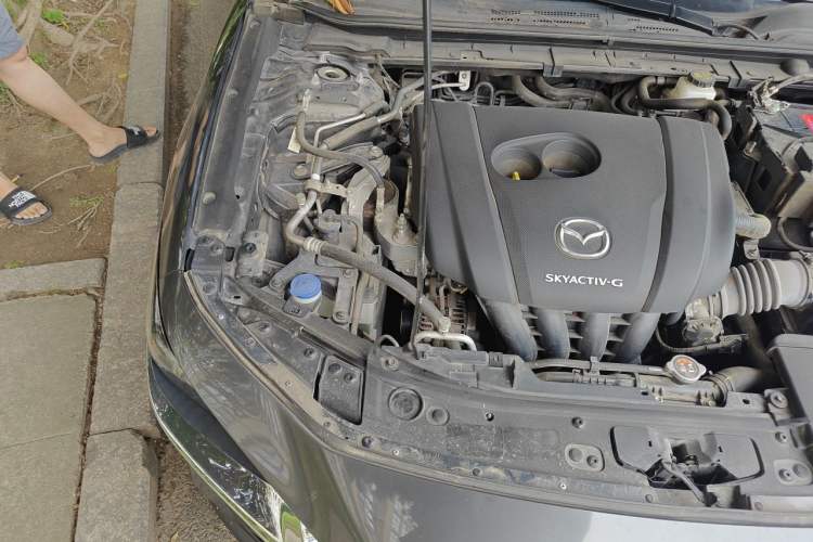Used Mazda 3 Axela 2020 2.0L Automatic ZhiXuan Edition Engine Bay Right