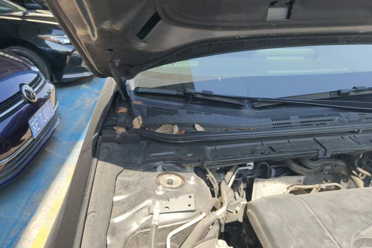 Used Mazda 3 Axela 2020 2.0L Automatic Zhiya Edition Engine Bay Right