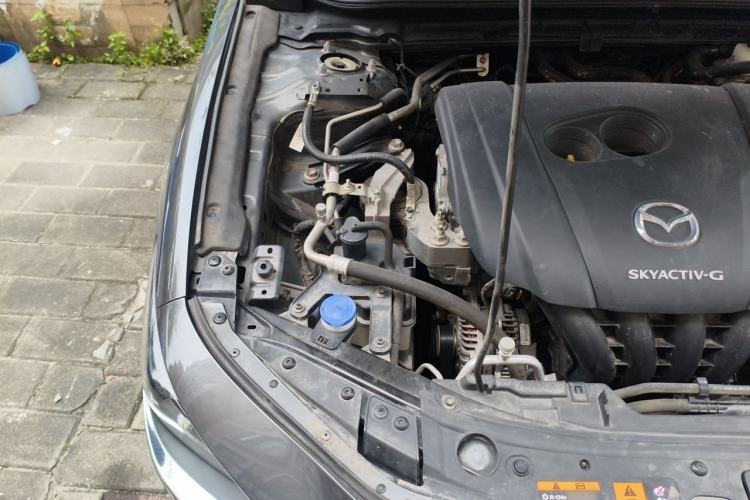 Used Mazda 3 Axela 2020 2.0L Automatic Zhiya Edition Engine Bay Right