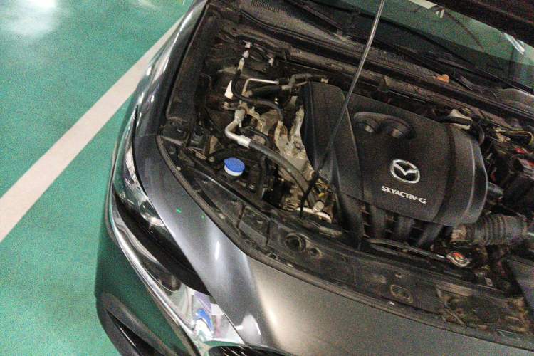 Used Mazda 3 Axela 2020 2.0L Automatic ZhiXuan Edition Engine Bay Right