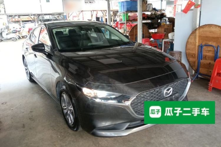 Used Mazda 3 Axela 2020 1.5L Automatic Luxury Version Exterior 1