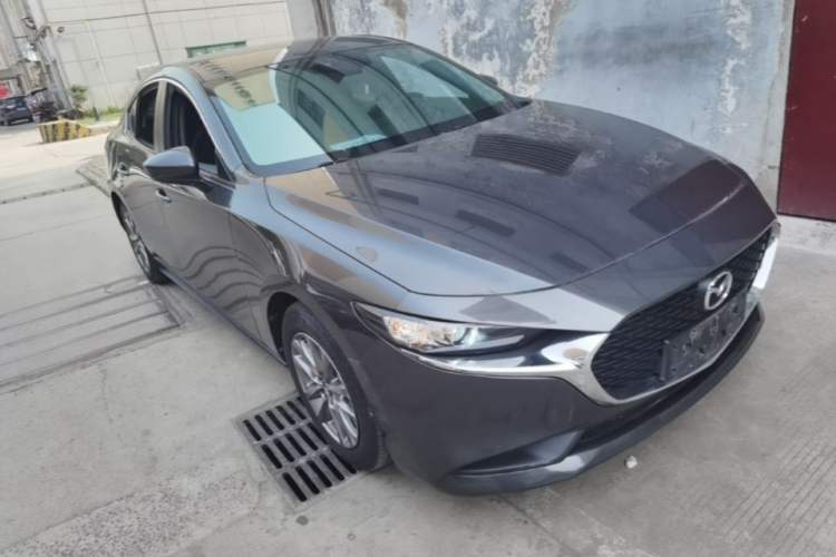 Used Mazda 3 Axela 2020 1.5L Automatic ZhiMei Edition Exterior 1