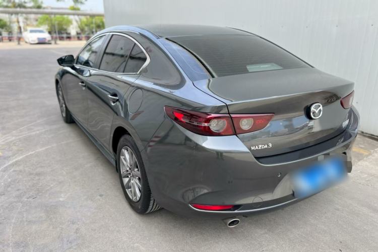 Used Mazda 3 Axela 2020 1.5L Automatic ZhiMei Edition Exterior 2