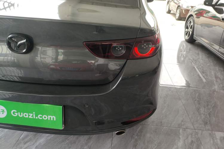 Used Mazda 3 Axela 2020 2.0L Automatic Zhiya Edition Exterior 3