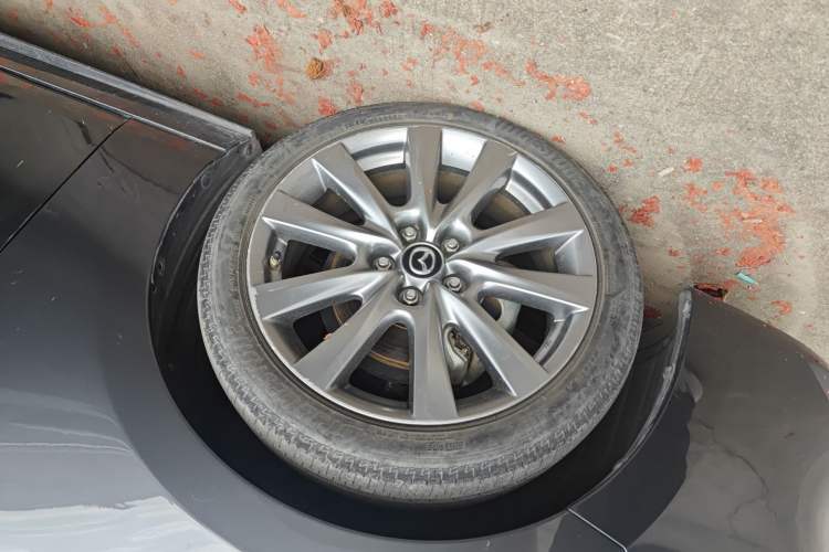 Used Mazda 3 Axela 2020 2.0L Automatic Zhiya Edition Exterior 4
