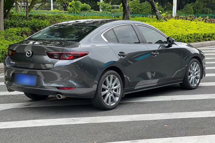 Used Mazda 3 Axela 2020 2.0L Automatic Zhiya Edition Exterior 4