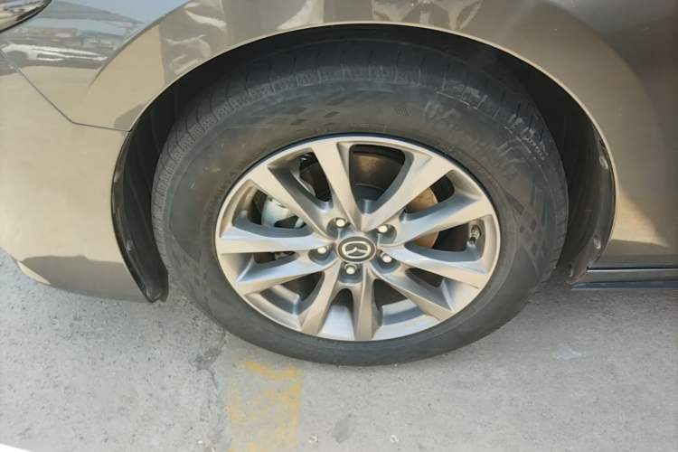 Used Mazda 3 Axela 2020 1.5L Automatic Zhiyue Sunroof Version Exterior 4