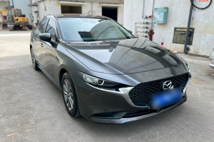 Used Mazda 3 Axela 2020 1.5L Automatic ZhiMei Edition Exterior 4