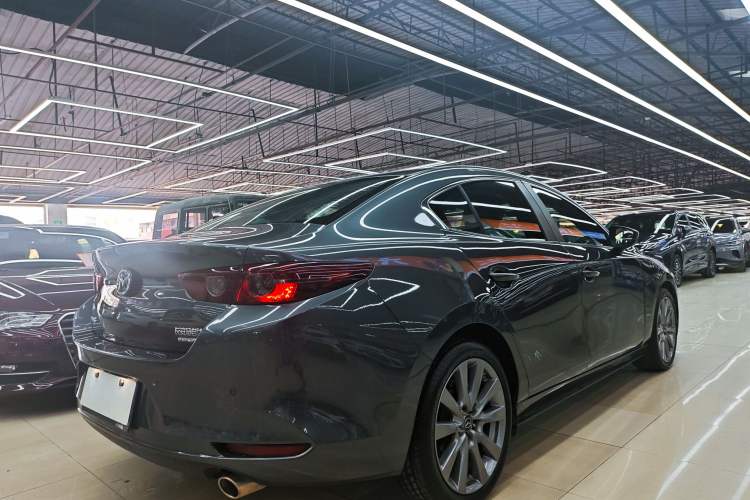Used Mazda 3 Axela 2020 2.0L Automatic Zhiya Edition Exterior 5