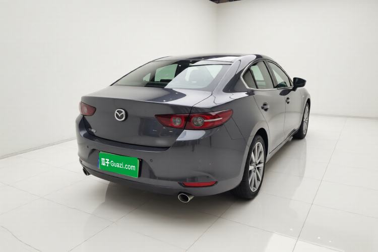 Used Mazda 3 Axela 2020 2.0L X Compression Ignition Prestige Version Exterior 5