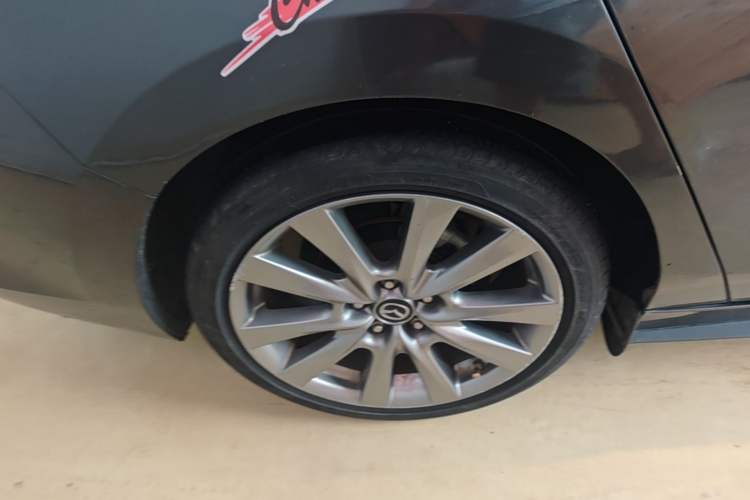Used Mazda 3 Axela 2020 2.0L Automatic Zhiya Edition Exterior 5
