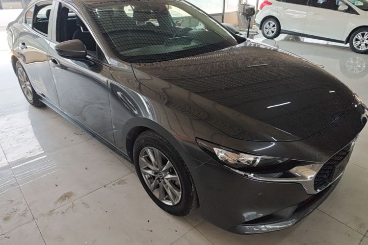 Used Mazda 3 Axela 2020 1.5L Automatic ZhiMei Edition Front Right 45 Deg