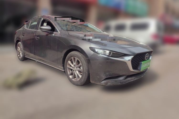 Used Mazda 3 Axela 2020 1.5L Automatic Luxury Version Front Right 45 Deg