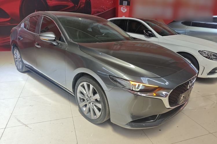 Used Mazda 3 Axela 2020 2.0L Automatic Zhiya Edition Front Right 45 Deg