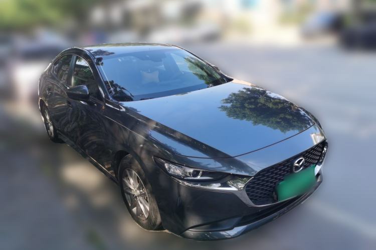 Used Mazda 3 Axela 2020 1.5L Automatic ZhiMei Edition Front Right 45 Deg