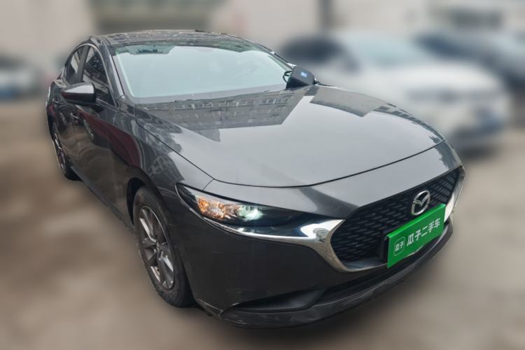 Used Mazda 3 Axela 2020 1.5L Automatic ZhiMei Edition Front Right 45 Deg