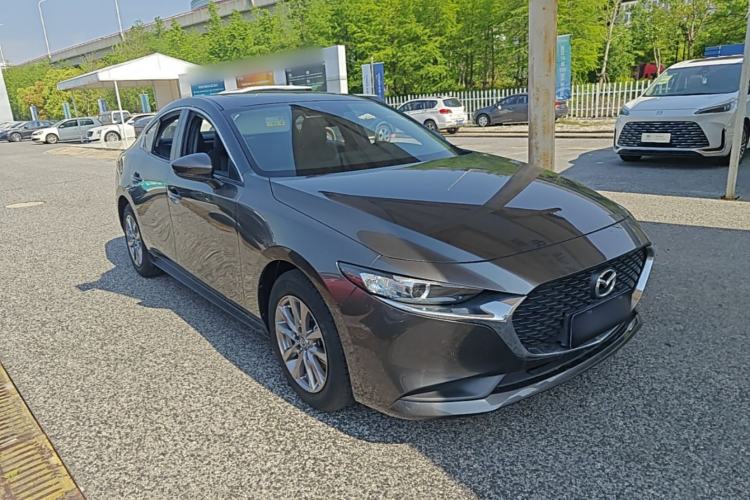 Used Mazda 3 Axela 2020 1.5L Automatic Luxury Version Front Right 45 Deg