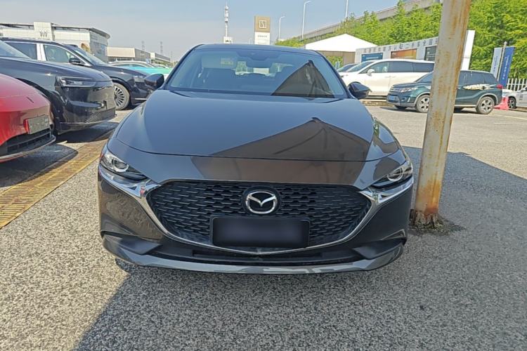 Used Mazda 3 Axela 2020 1.5L Automatic Luxury Version Front