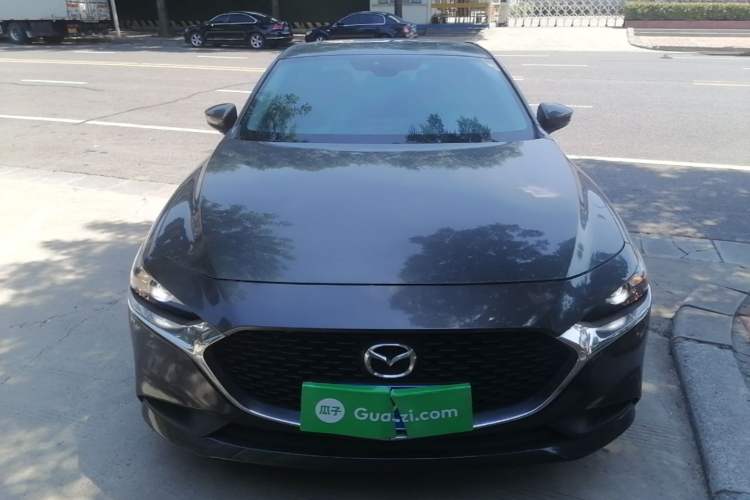 Used Mazda 3 Axela 2020 1.5L Automatic Luxury Version Front
