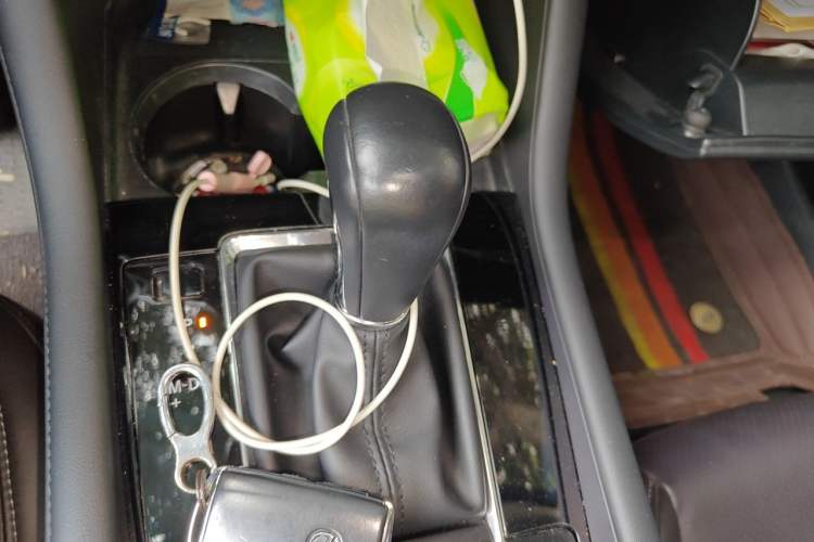 Used Mazda 3 Axela 2020 2.0L Automatic ZhiXuan Edition Gear Lever