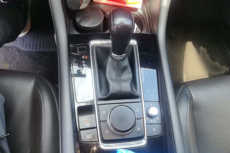 Used Mazda 3 Axela 2020 2.0L Automatic Zhiya Edition Gear Lever