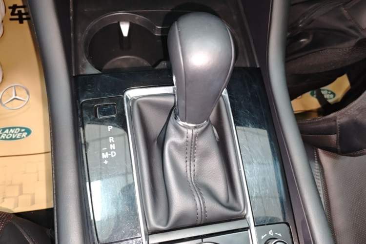 Used Mazda 3 Axela 2020 2.0L Automatic Zhiya Edition Gear Lever