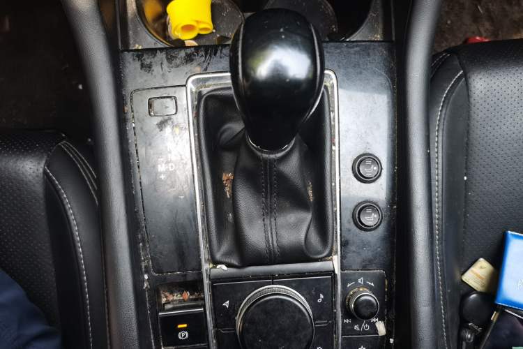Used Mazda 3 Axela 2020 2.0L Automatic Zhiya Edition Gear Lever