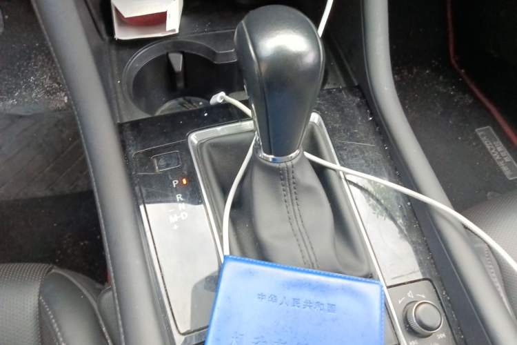 Used Mazda 3 Axela 2020 2.0L Automatic Zhiya Edition Gear Lever