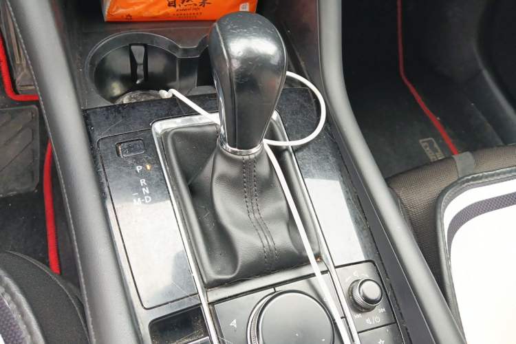 Used Mazda 3 Axela 2020 2.0L Automatic ZhiXuan Edition Gear Lever