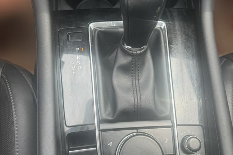Used Mazda 3 Axela 2020 2.0L Automatic Zhiya Edition Gear Lever