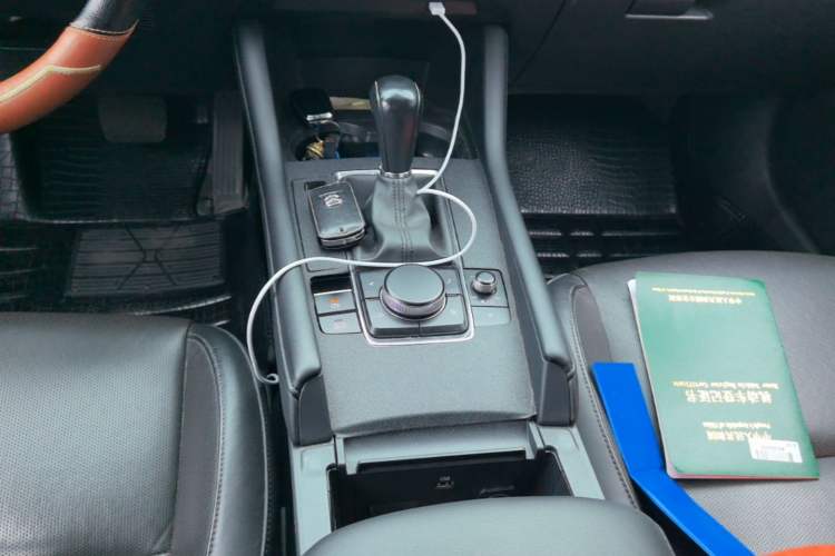 Used Mazda 3 Axela 2020 2.0L Automatic Zhiya Edition Gear Lever