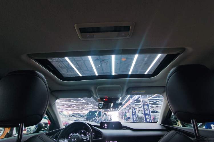 Used Mazda 3 Axela 2020 2.0L Automatic Zhiya Edition Headliner