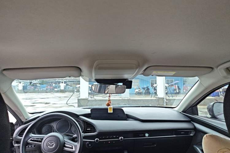 Used Mazda 3 Axela 2020 1.5L Automatic ZhiMei Edition Headliner