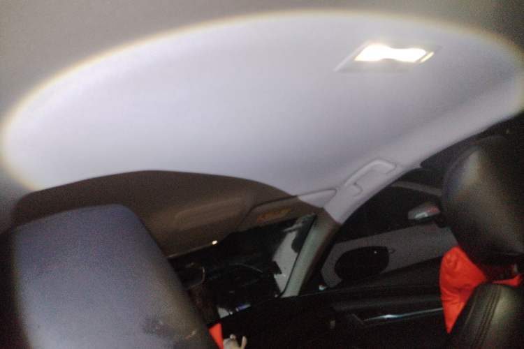 Used Mazda 3 Axela 2020 1.5L Automatic ZhiMei Edition Headliner