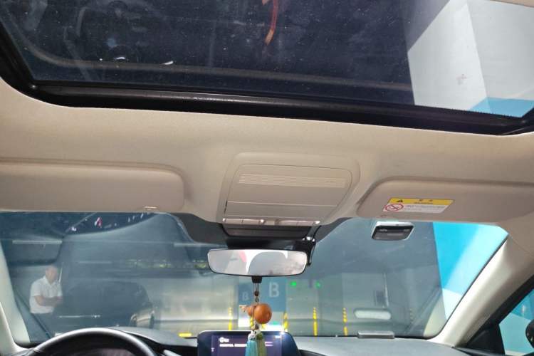 Used Mazda 3 Axela 2020 2.0L Automatic ZhiShang Edition Headliner