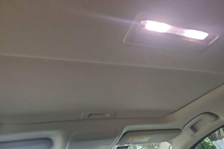 Used Mazda 3 Axela 2020 1.5L Automatic Luxury Version Headliner