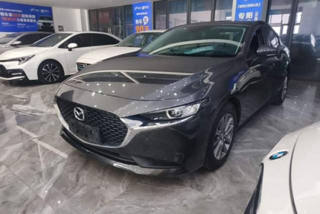 Used Mazda 3 Axela 2020 1.5L Automatic Luxury Version