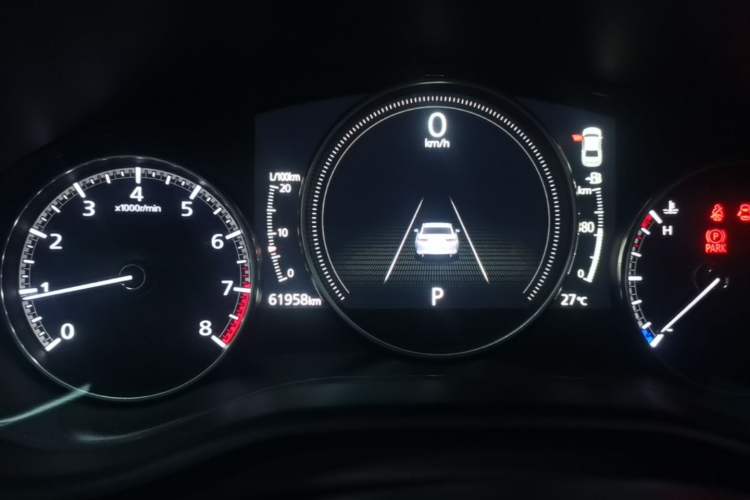 Used Mazda 3 Axela 2020 1.5L Automatic ZhiMei Edition Instrument Cluster