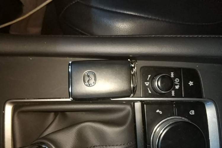 Used Mazda 3 Axela 2020 1.5L Automatic ZhiMei Edition Interior 1