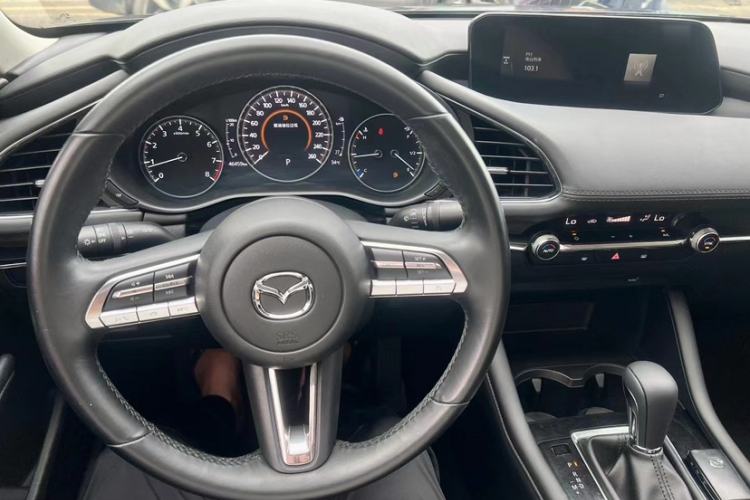 Used Mazda 3 Axela 2020 2.0L Automatic Zhiya Edition Interior 1