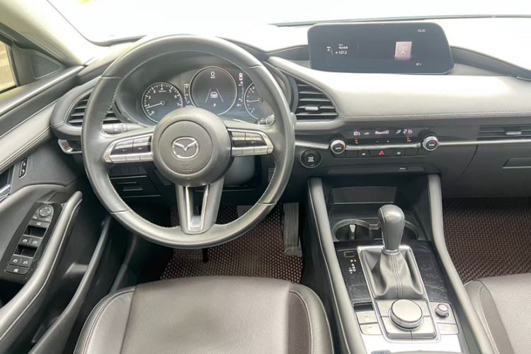 Used Mazda 3 Axela 2020 2.0L Automatic Zhiya Edition Interior 2