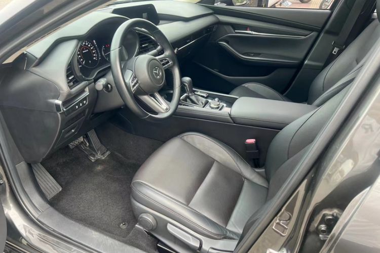 Used Mazda 3 Axela 2020 2.0L Automatic Zhiya Edition Interior 2