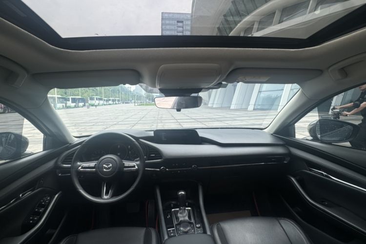 Used Mazda 3 Axela 2020 2.0L Automatic Zhiya Edition Interior 2