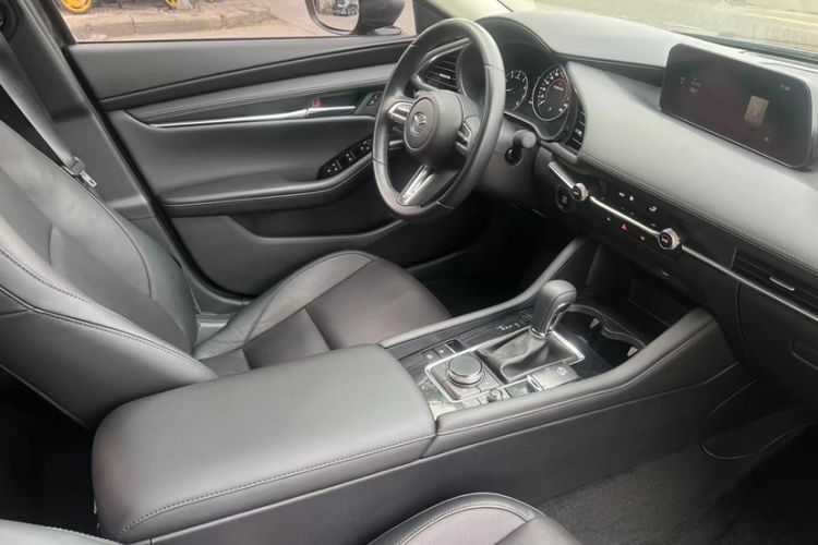 Used Mazda 3 Axela 2020 2.0L Automatic Zhiya Edition Interior 5