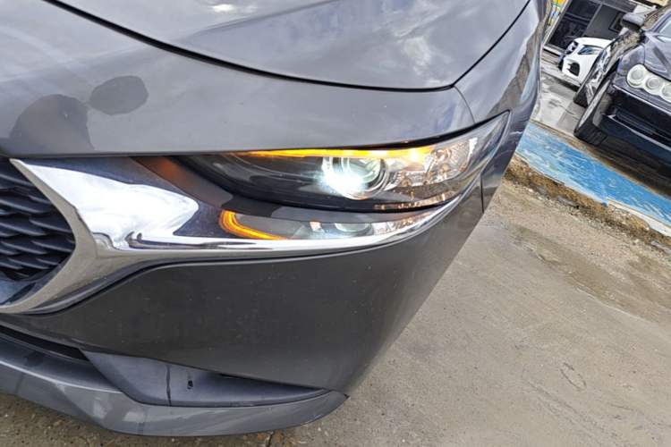 Used Mazda 3 Axela 2020 1.5L Automatic ZhiMei Edition Left Front Headlight
